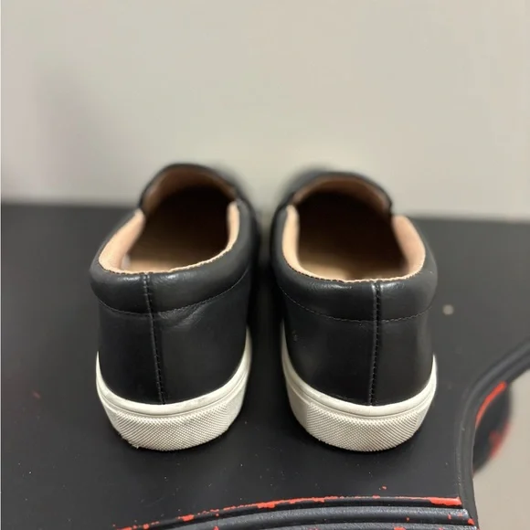 Black Quilted Slip-On Shoes - Picture 7 of 8